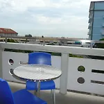 Zenith Апарт-отель