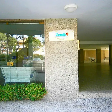 Ξενοδοχείο με διαμερίσματα Zenith Καόρλε