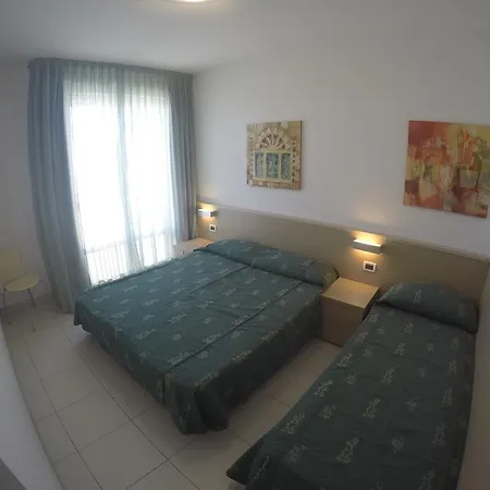 Apartahotel Zenith 3*