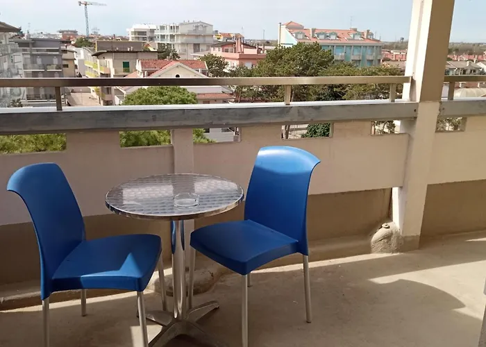 Zenith Ξενοδοχείο με διαμερίσματα Καόρλε